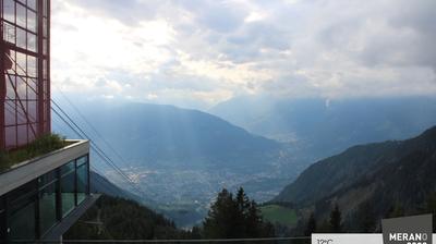 immagine della webcam nei dintorni di Laces: webcam Avelengo