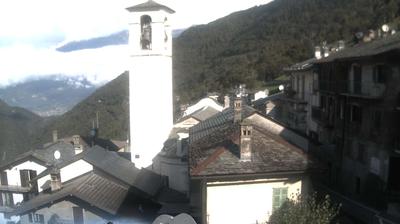 immagine della webcam nei dintorni di Rifugio Calvi Laghi Gemelli: webcam Pescegallo