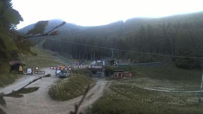 immagine della webcam nei dintorni di Doganaccia: webcam Cimoncino