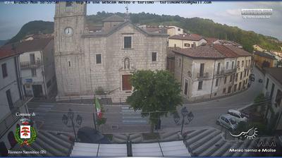 immagine della webcam nei dintorni di Schiavi di Abruzzo: webcam Rionero Sannitico