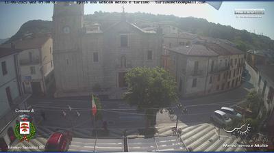 immagine della webcam nei dintorni di Schiavi di Abruzzo: webcam Rionero Sannitico