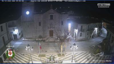 immagine della webcam nei dintorni di Schiavi di Abruzzo: webcam Rionero Sannitico