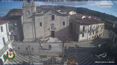 immagine della webcam nei dintorni di Scontrone: webcam Rionero Sannitico