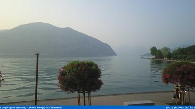 immagine della webcam nei dintorni di Collebeato: webcam Iseo