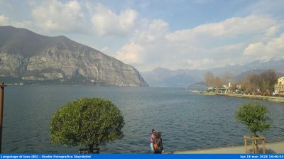 immagine della webcam nei dintorni di Sarnico: webcam Iseo