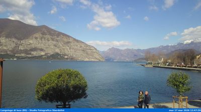 immagine della webcam nei dintorni di Tavernola Bergamasca: webcam Iseo