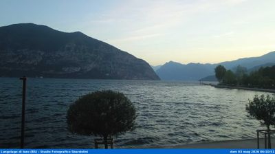 immagine della webcam nei dintorni di Cividate al Piano: webcam Iseo