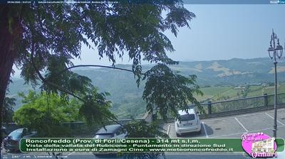immagine della webcam nei dintorni di Monte Grimano Terme: webcam Roncofreddo