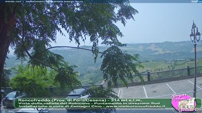 immagine della webcam nei dintorni di Sant'Agata Feltria: webcam Roncofreddo