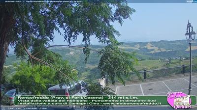 immagine della webcam nei dintorni di Perticara di Novafeltria: webcam Roncofreddo