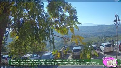 immagine della webcam nei dintorni di Castrocaro Terme e Terra del Sole: webcam Roncofreddo