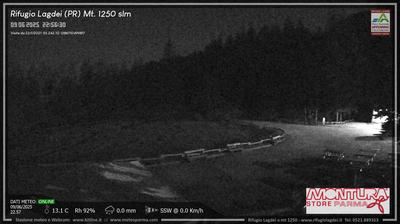 immagine della webcam nei dintorni di Tizzano Val Parma: webcam Trefiumi