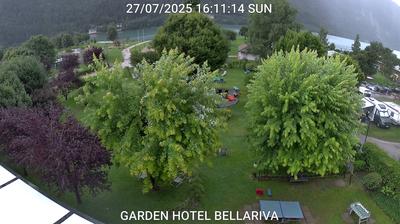 immagine della webcam nei dintorni di Monte Spinale: webcam Molveno