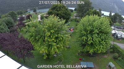 immagine della webcam nei dintorni di Carisolo: webcam Molveno
