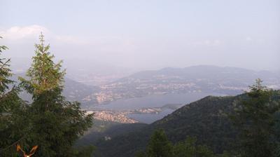 immagine della webcam nei dintorni di Carate Urio: webcam Monte Cornizzolo