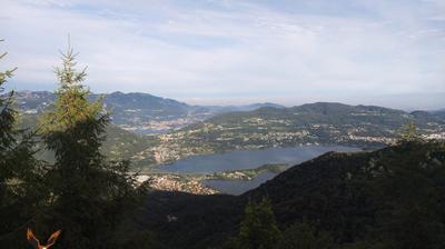 immagine della webcam nei dintorni di Mandello del Lario: webcam Monte Cornizzolo