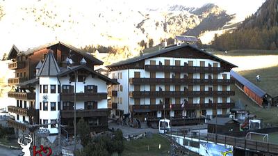 immagine della webcam nei dintorni di Oltre il Colle: webcam Foppolo