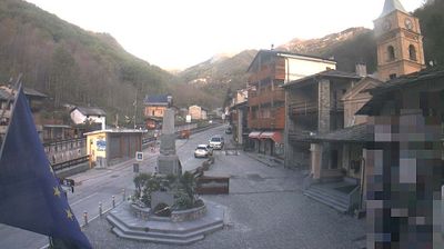 immagine della webcam nei dintorni di Pian Mune': webcam Crissolo