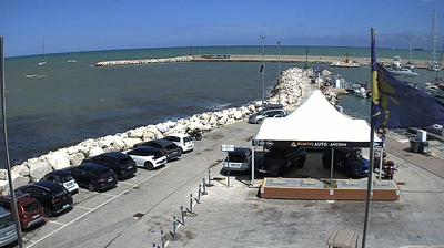immagine della webcam nei dintorni di Osimo: webcam Portonovo