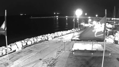 immagine della webcam nei dintorni di Numana: webcam Portonovo