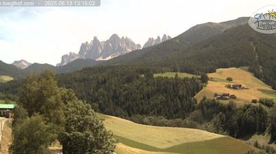 immagine della webcam nei dintorni di Villandro: webcam Funes