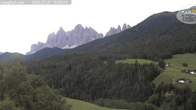 immagine della webcam nei dintorni di Rodengo: webcam Funes