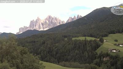immagine della webcam nei dintorni di Luson: webcam Funes