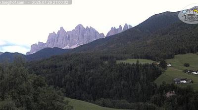 immagine della webcam nei dintorni di Badia: webcam Funes