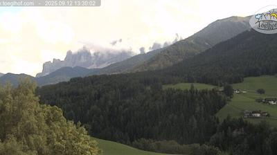 immagine della webcam nei dintorni di Rodengo: webcam Funes
