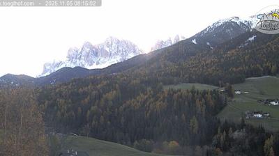 immagine della webcam nei dintorni di Barbiano: webcam Funes