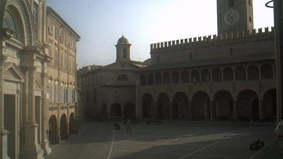 immagine della webcam nei dintorni di Fermo: webcam Offida