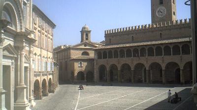 immagine della webcam nei dintorni di Porto San Giorgio: webcam Offida