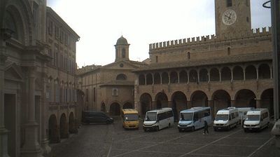 immagine della webcam nei dintorni di Grottammare: webcam Offida