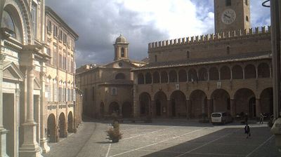 immagine della webcam nei dintorni di Fermo: webcam Offida