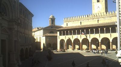 immagine della webcam nei dintorni di Martinsicuro: webcam Offida