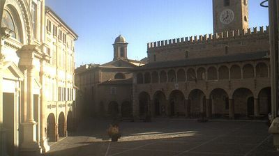 immagine della webcam nei dintorni di Alba Adriatica: webcam Offida