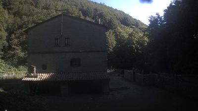 immagine della webcam nei dintorni di Badia Prataglia: webcam Mercato