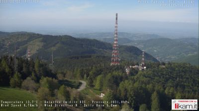 immagine della webcam nei dintorni di Carrega Ligure: webcam Passo del Penice