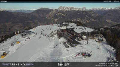 immagine della webcam nei dintorni di Ziano di Fiemme: webcam Alpe Cermis