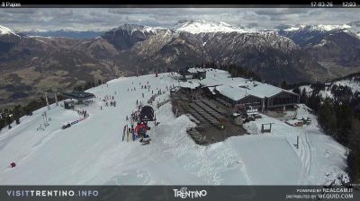 immagine della webcam nei dintorni di Tesero: webcam Cavalese