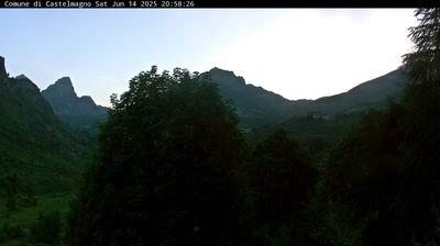 immagine della webcam nei dintorni di Acceglio: webcam Castelmagno