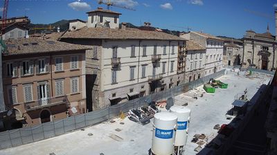 immagine della webcam nei dintorni di Castelluccio Norcia: webcam Ascoli Piceno