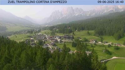 Preview delle webcam di Acquabona: Cortina dal Trampolino Olimpico, località Zuel