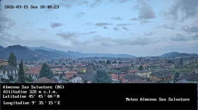 immagine della webcam nei dintorni di Erve: webcam Almenno San Salvatore