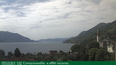 immagine della webcam nei dintorni di Maccagno con Pino e Veddasca: webcam Cannero Riviera