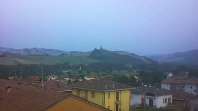 immagine della webcam nei dintorni di Montelabbate: webcam Montecalvo in Foglia