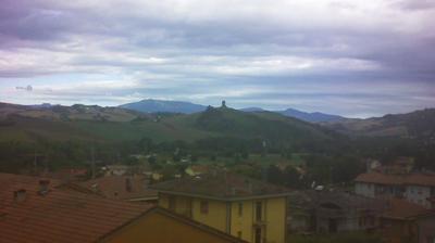 immagine della webcam nei dintorni di Pesaro: webcam Montecalvo in Foglia