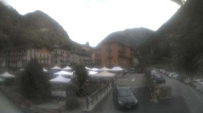 immagine della webcam nei dintorni di Issogne: webcam Ronco Canavese