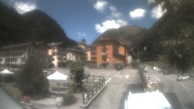 immagine della webcam nei dintorni di Pont-Canavese: webcam Ronco Canavese