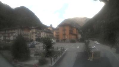 immagine della webcam nei dintorni di Issogne: webcam Ronco Canavese